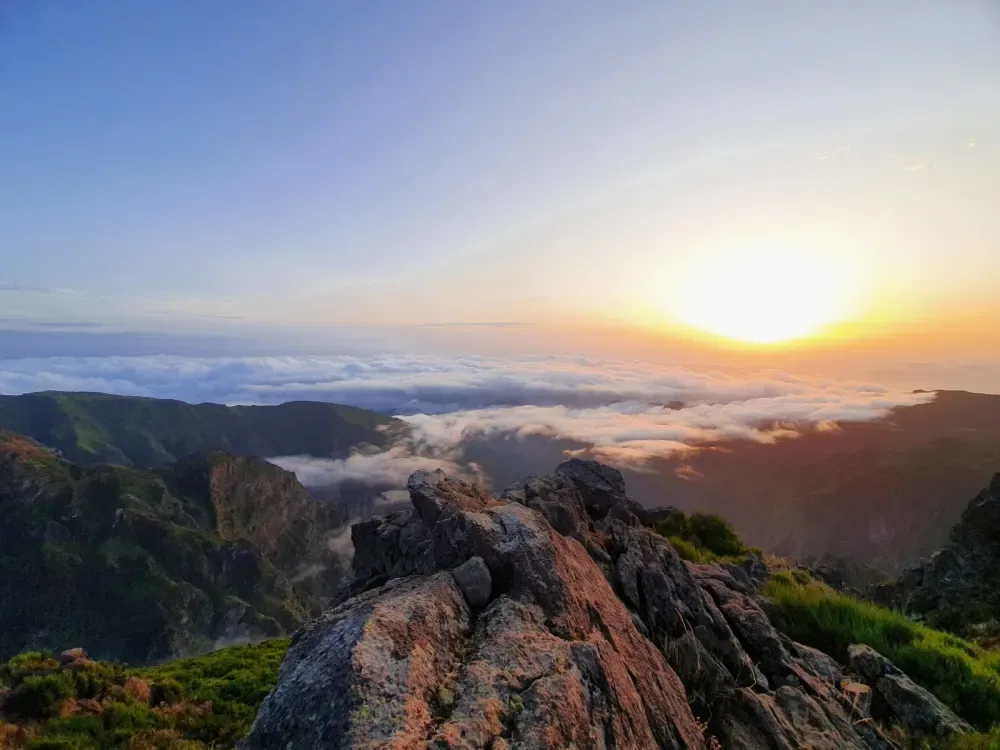 Cloud Carpet in Madeira: Pico do Arieiro